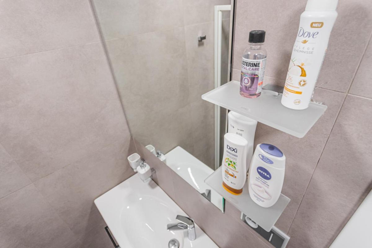 Apartamento Business Andel, 10 Min To Centre, Netflix, Paid Parking Praga