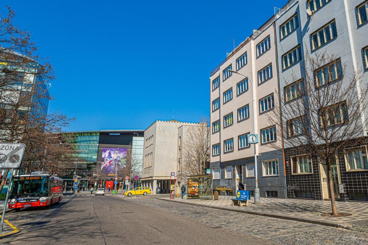 Apartamento Business Andel, 10 Min To Centre, Netflix, Paid Parking Praga